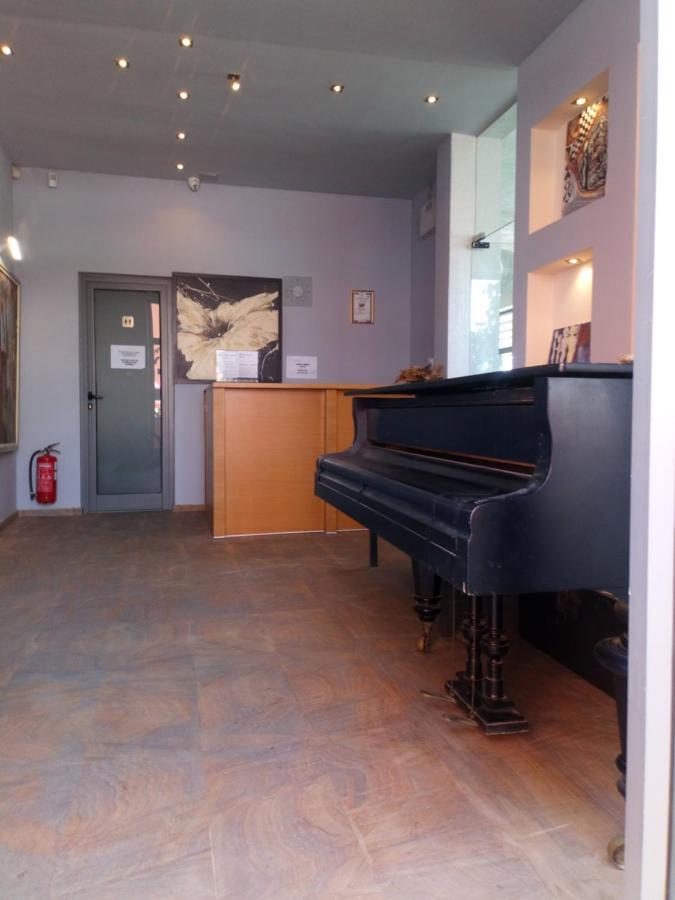 Prado Hotel